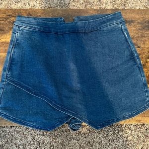 Pink Lily Jean Skort - Medium